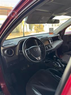 تۆیۆتا ڕاڤ 4